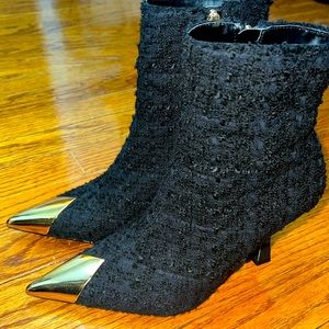 ZARA Gold toe twead booties